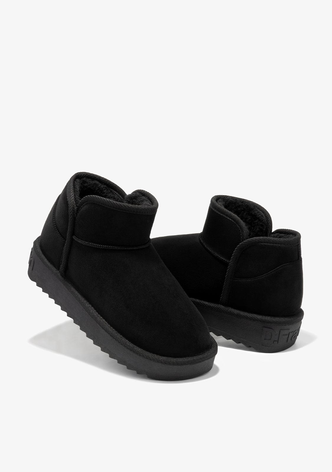 Nordic Low Basic Black