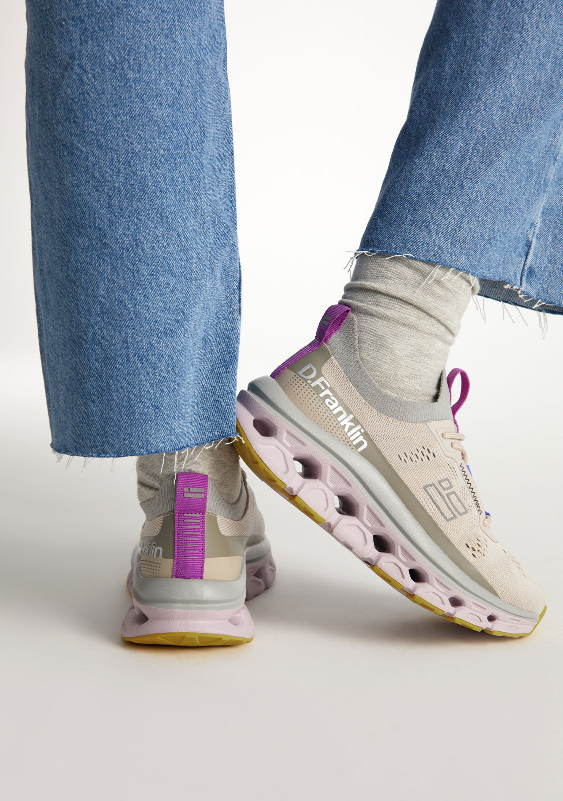 Aero Sneakers Mesh Cream