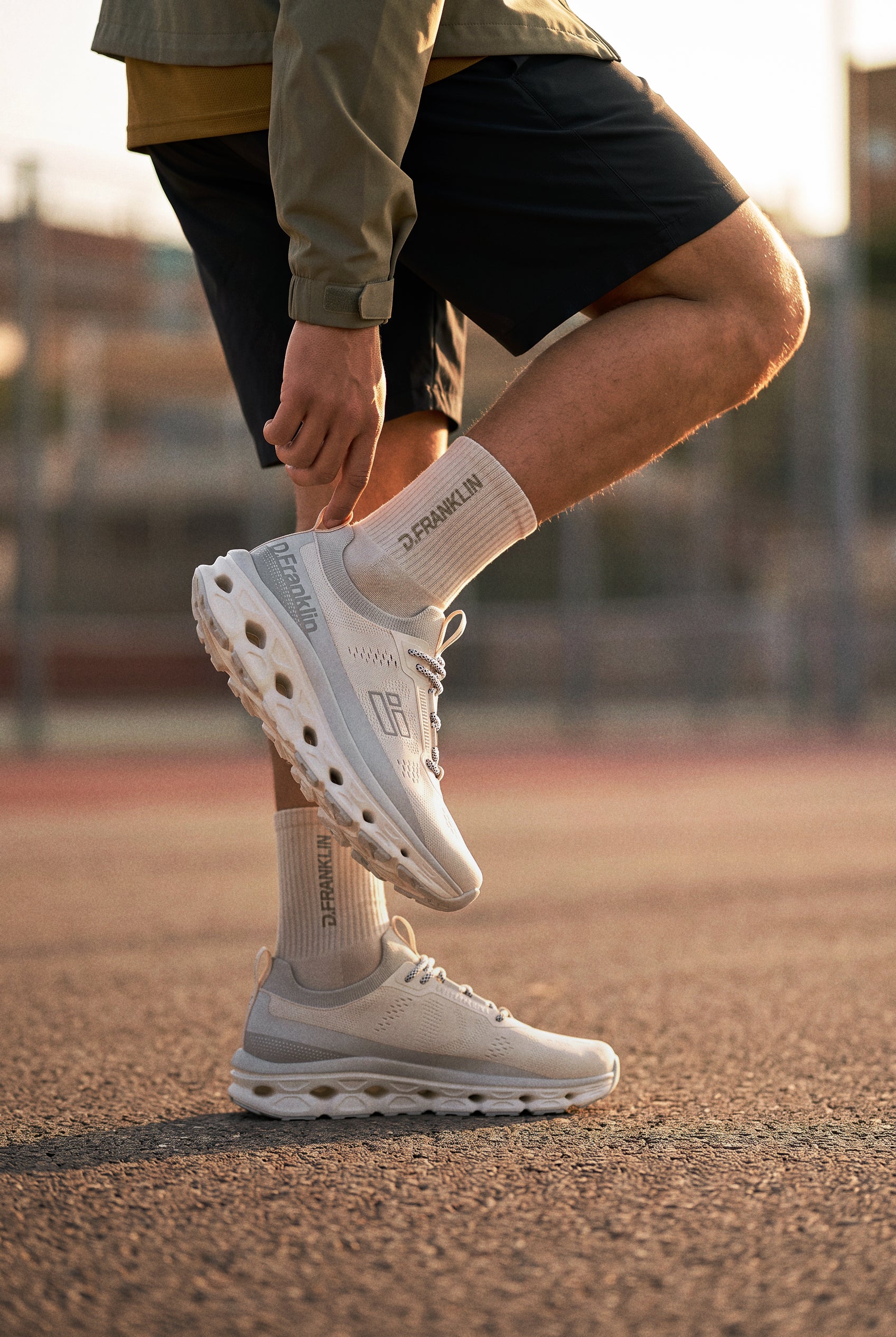 Aero Off White