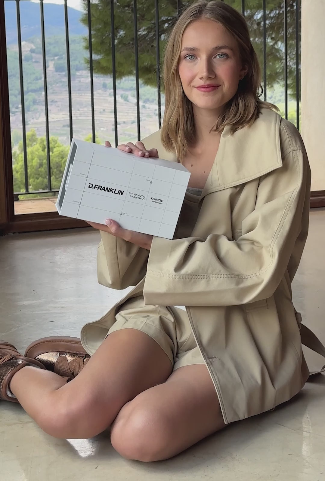 Cargar video: Range Black / Black