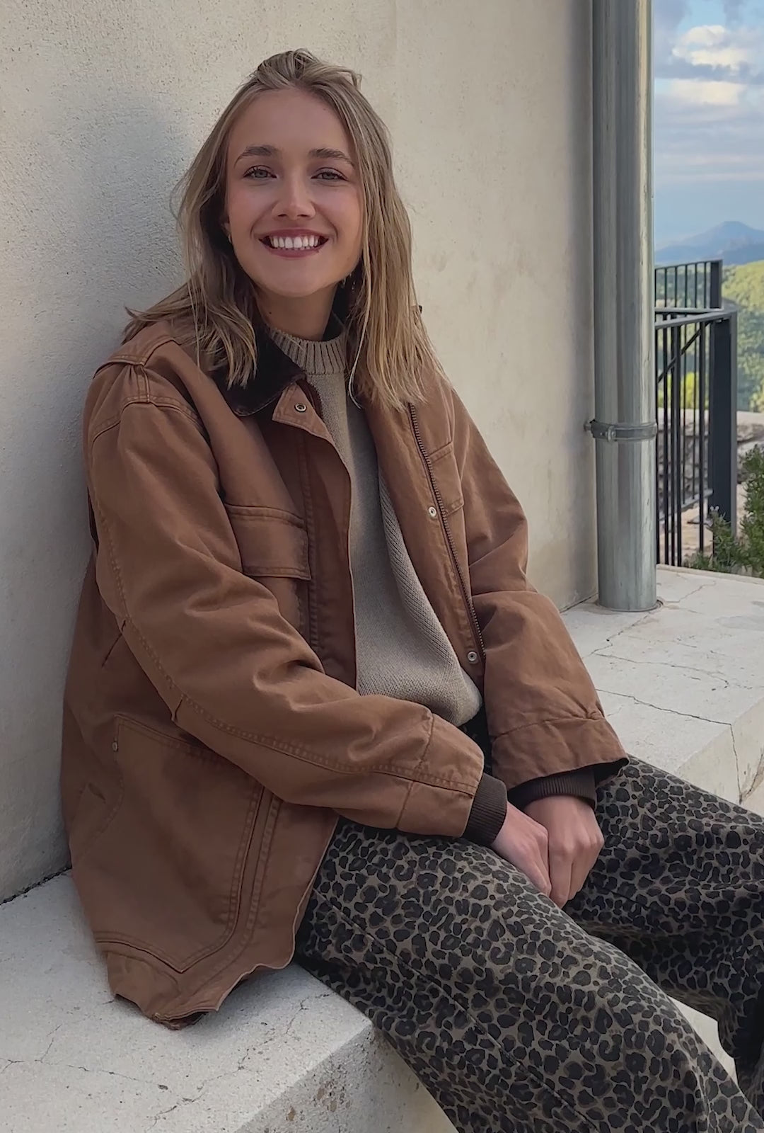 Cargar video: Nordic Low Basic Beige