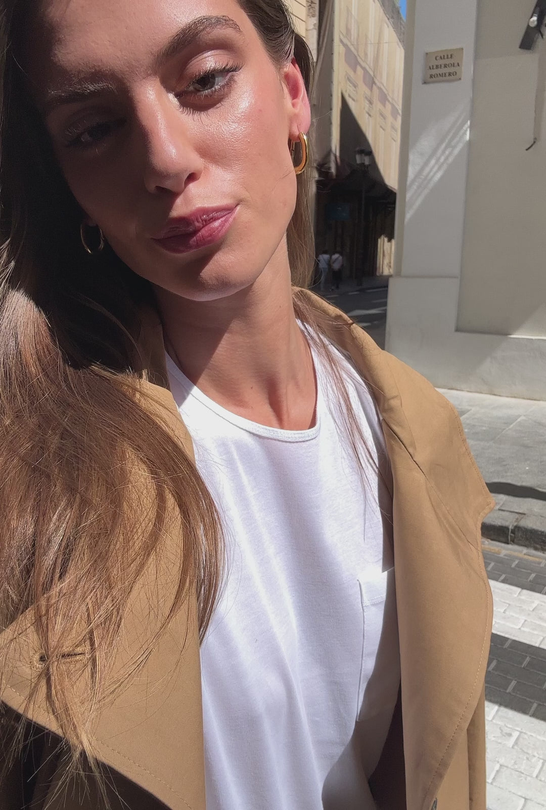 Cargar video: Rebel Leopard