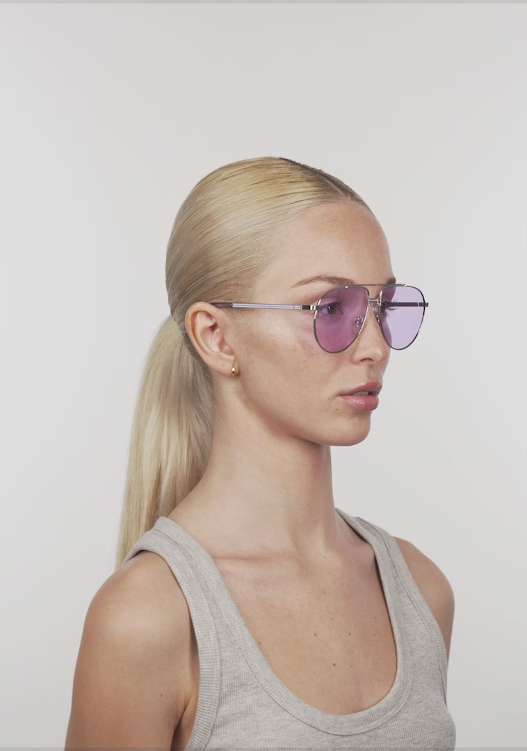 Cargar vídeo: Aviator Legacy Silver / Lavender