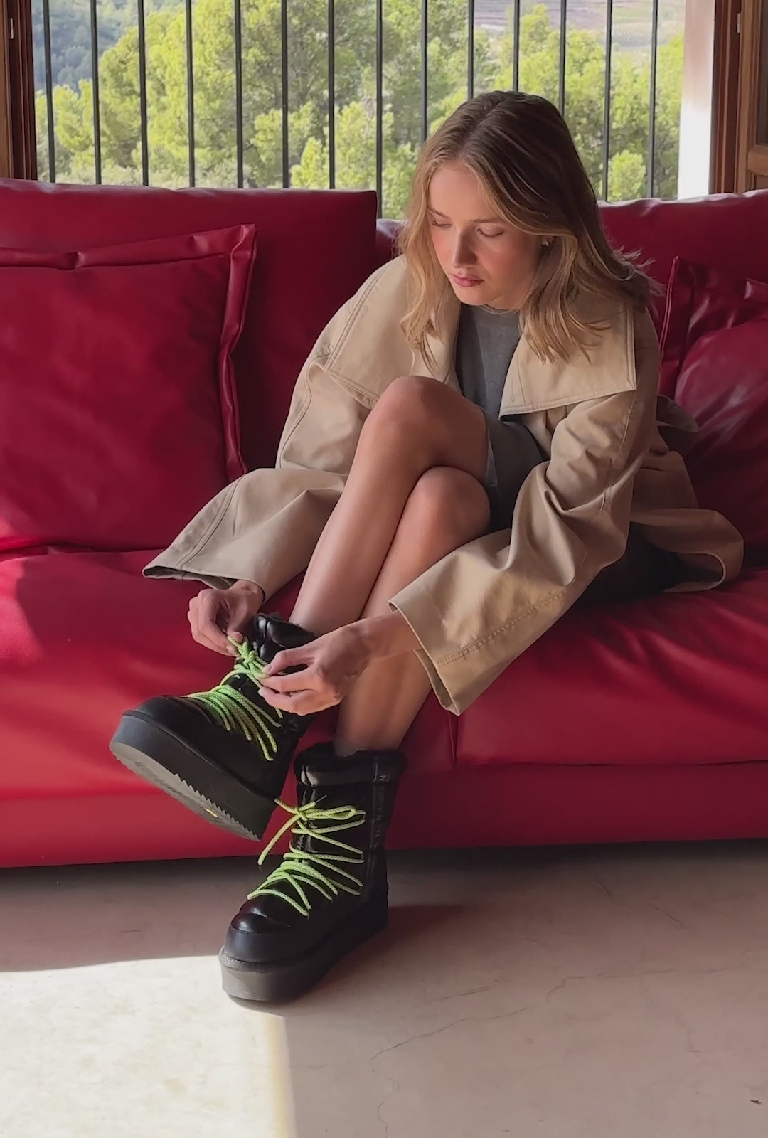 Cargar video: Nordic V.2 Shiny Bomb Black