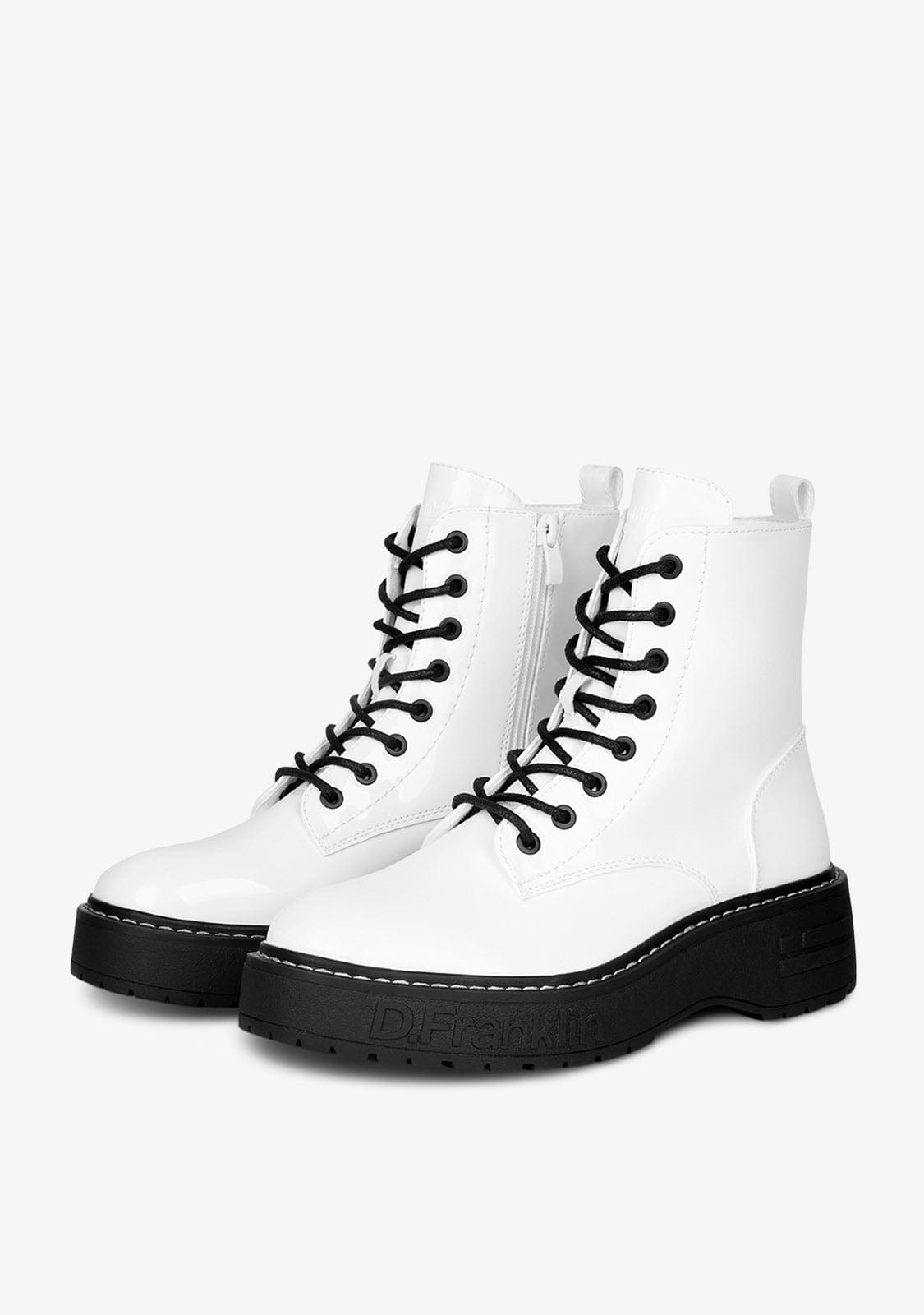 Gumme Track Patent White